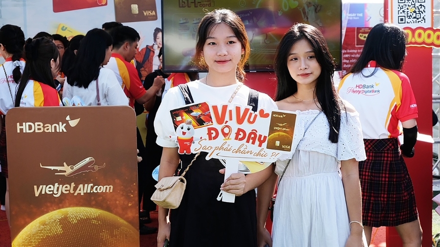 Diễn ra từ ngày 6 – 8.10, “Sóng Festival” là sự kiện chính trong chuỗi hoạt động “Ngày thẻ Việt Nam 2023”.