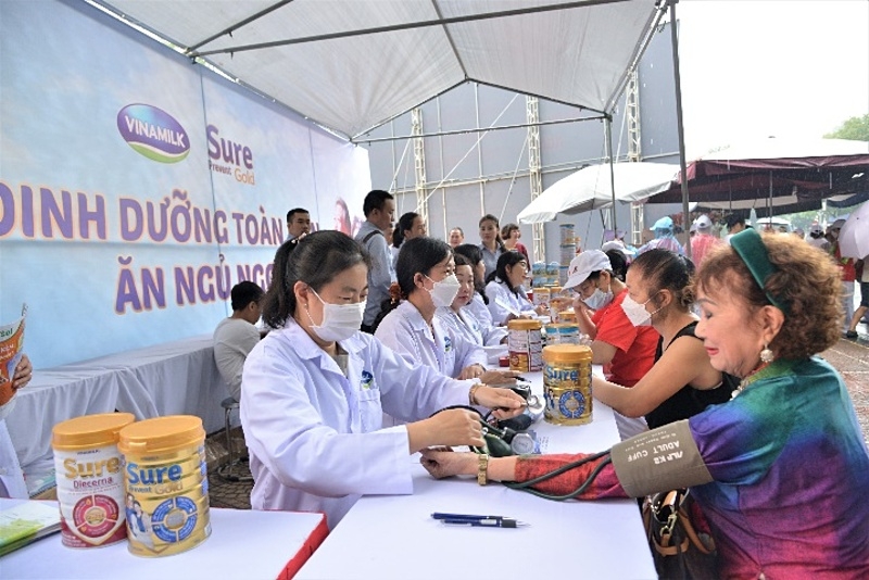 Người cao tuổi đang chiếm tỷ lệ ngày càng lớn tại Việt Nam.