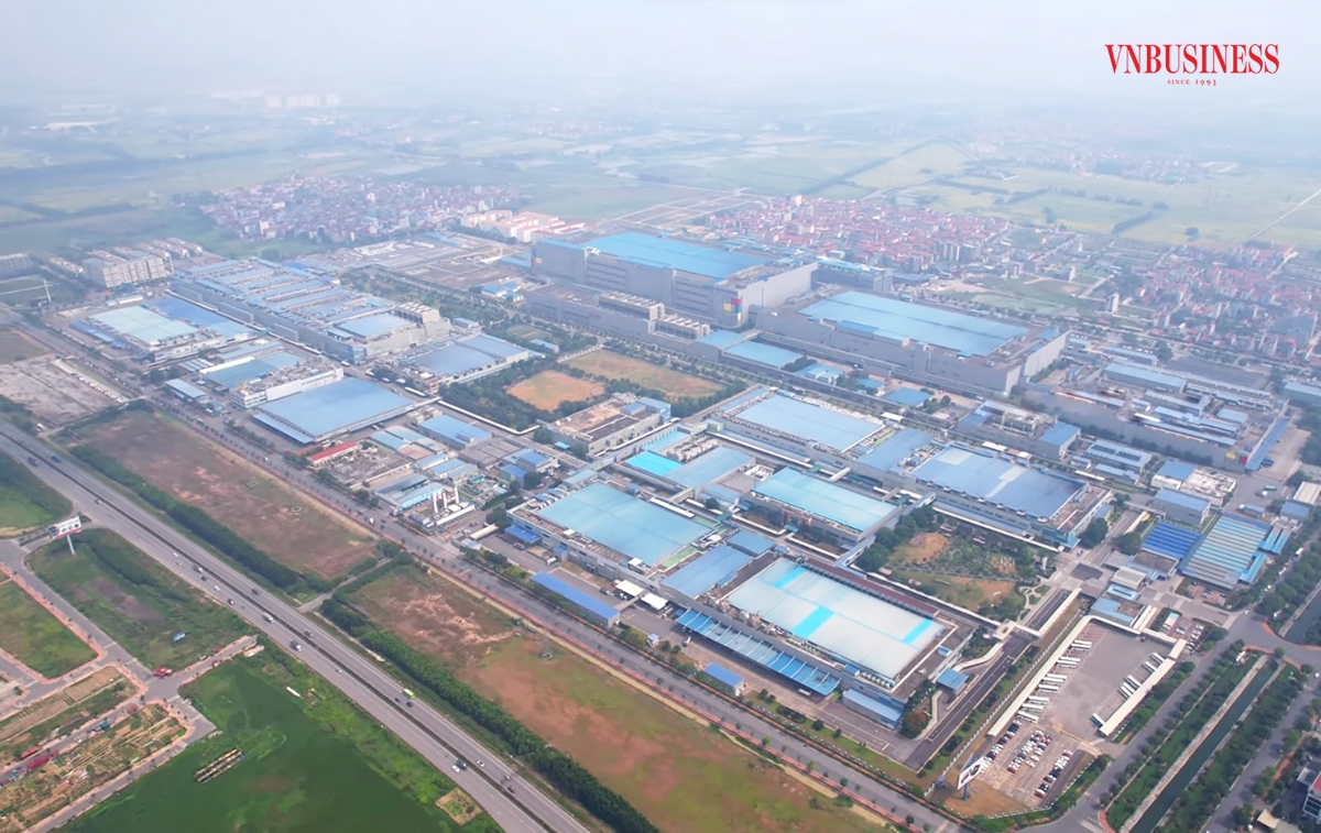 Cho thuê đất và hạ tầng khu công nghiệp vẫn đem lại nguồn thu lớn cho các doanh nghiệp.