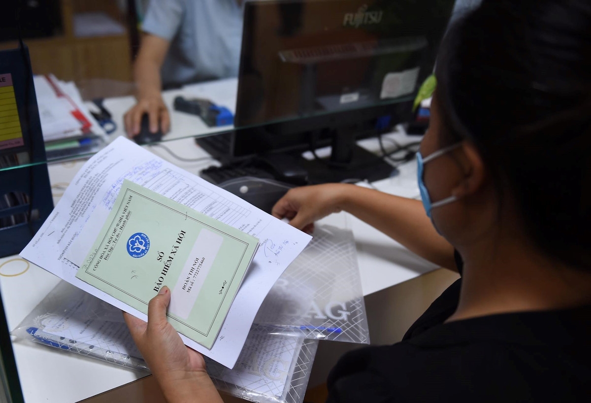 Có tình trạng nhiều công nhân xin nghỉ việc để chờ năm sau rút BHXH một lần khi nghe thông tin đề xuất thay đổi quy định hưởng BHXH một lần.