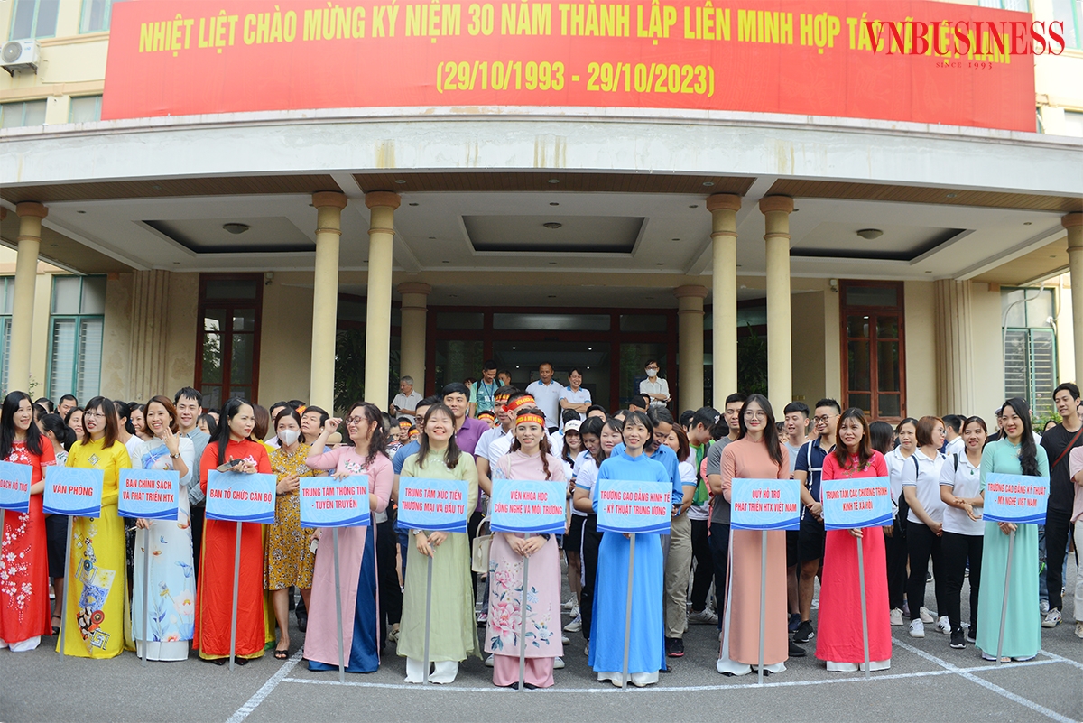 Tham gia Hội thao là cán bộ, công chức, viên chức, người lao động đang công tác tại Liên minh HTX Việt Nam và các đơn vị trực thuộc.