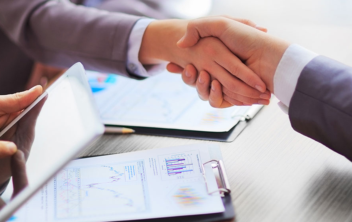 Hiện nay một số app trên điện thoại, máy tính sở hữu có tính năng ghi chép, tính toán khoản chi tiêu phục vụ cho nhu cầu của người sử dụng. Nhiều ứng dụng uy tín cung cấp thêm những hỗ trợ vay vốn nhằm giải quyết nhanh chóng các vấn đề tài chính phát sinh bất ngờ.