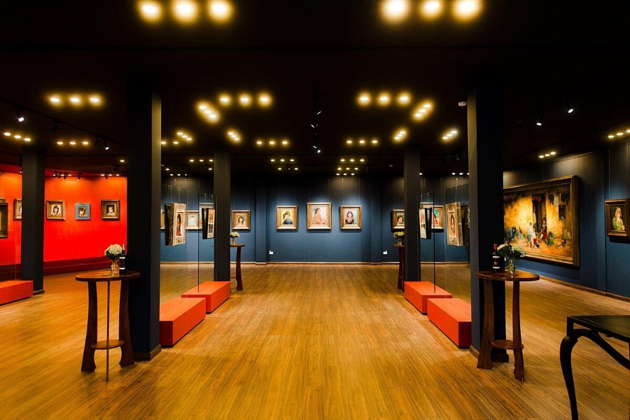 Không gian triển lãm “Nhìn Lại” tại Le Lycée Artspace, Ana Mandara Villas Dalat Resort & Spa.