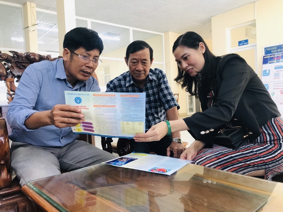 Vì thế thiết kế BHXH một lần theo phương án nào cần cân nhắc, không nên cấm đoán.