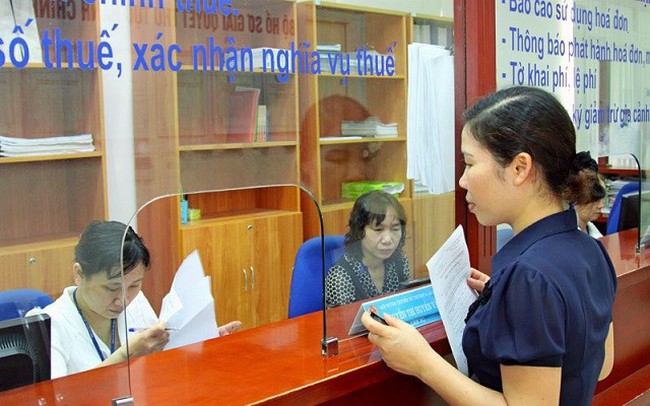 10 tháng năm 2023, các khoản thu về nhà, đất ước đạt 67,3% dự toán, giảm 43,3% so với cùng kỳ do thị trường bất động sản chậm phục hồi...