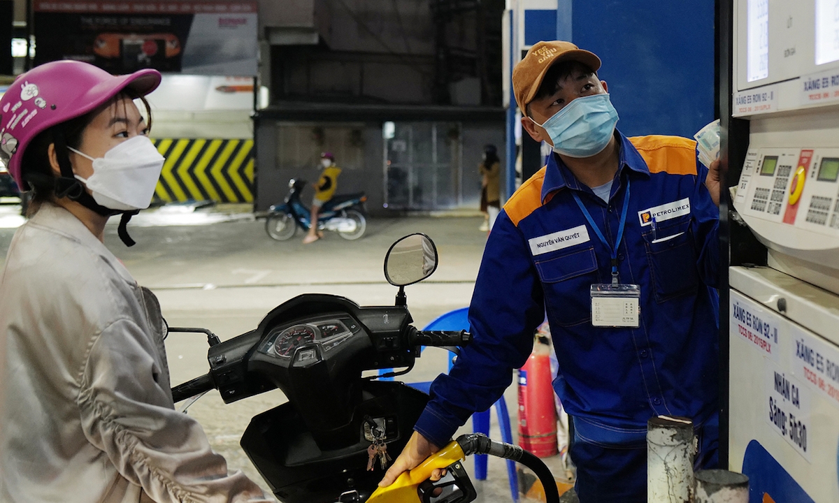 Bộ Công Thương cho biết kỳ điều hành xăng dầu sẽ được thực hiện vào ngày thứ Năm tới &lpar;23/11&rpar;.