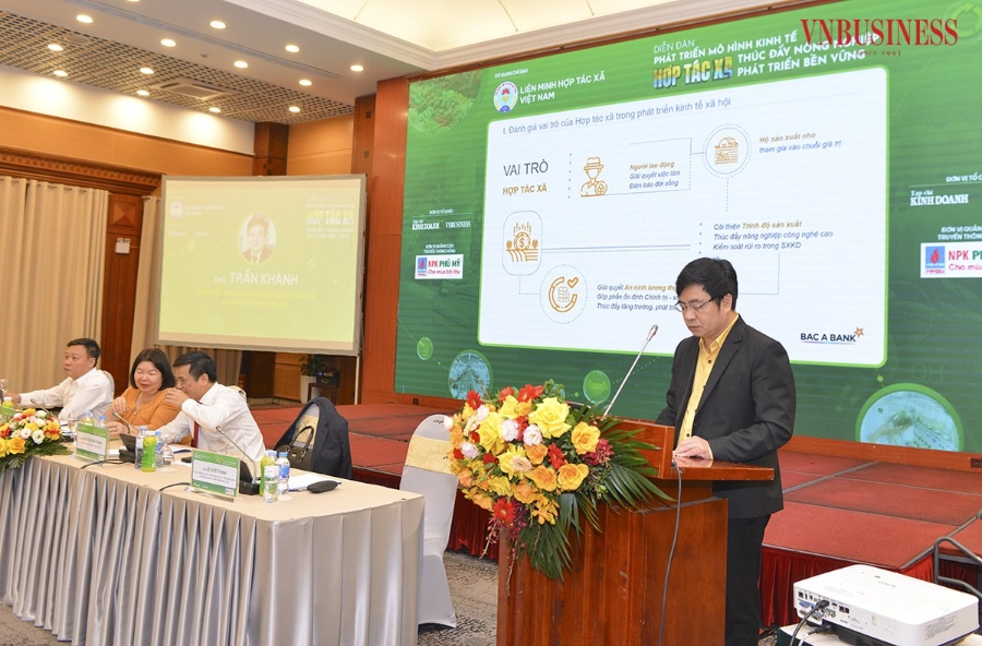 Ông Trần Khánh, Giám đốc Khối khách hàng doanh nghiệp Ngân hàng TMCP Bắc Á &lpar;BacABank&rpar;