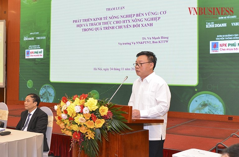 TS. Vũ Mạnh Hùng, Vụ trưởng Vụ Nông nghiệp và Phát triển nông thôn &lpar;Ban Kinh tế Trung ương&rpar; khẳng định chuyển đổi xanh, HTX nông nghiệp sẽ có nhiều cơ hội phát triển.