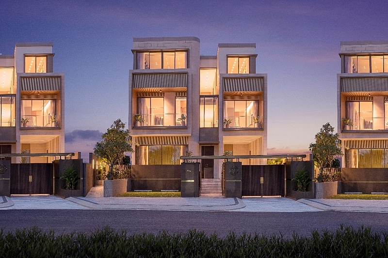 Mặt ngoài dinh thự được ốp đá tự nhiên nguyên khối nhập khẩu từ châu Âu.