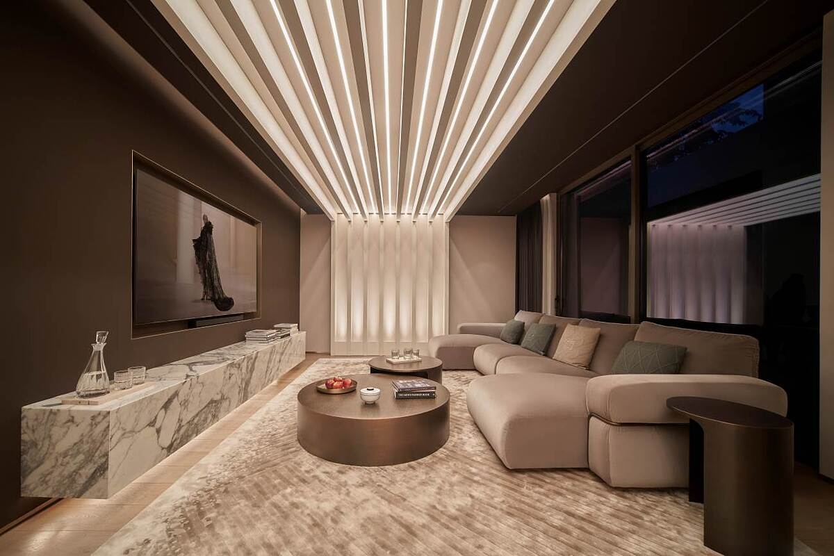 Tầng hầm được bố trí thông minh, thoáng đãng để có thể đón lấy ánh sáng tự nhiên.