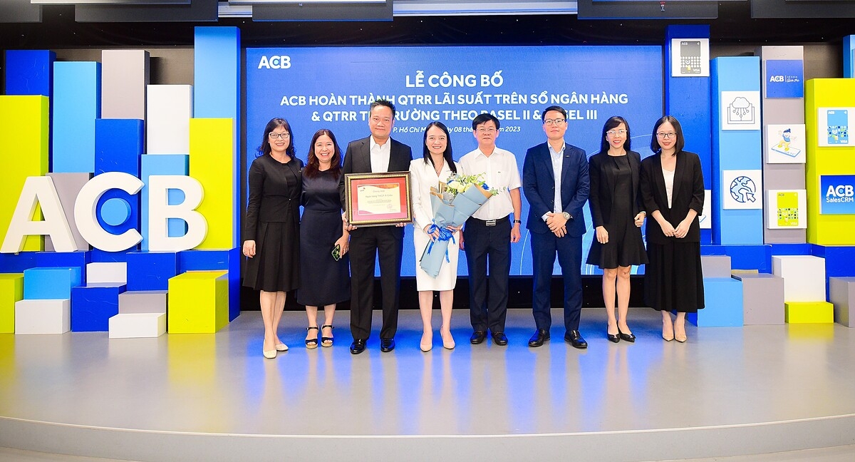 ACB là tổ chức tiên phong triển khai các chuẩn mực tiên tiến của Ủy Ban Basel trong lĩnh vực ngân hàng về RRLSTSNH và RRTT.