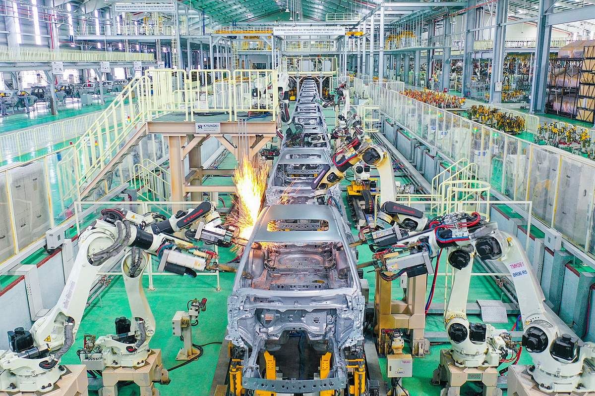 THACO AUTO Chu Lai chú trọng ứng dụng công nghệ mới trong sản xuất.