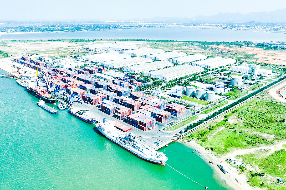 THILOGI thực hiện vận chuyển quốc tế hàng hóa nhập khẩu cho các doanh nghiệp tại miền Trung.