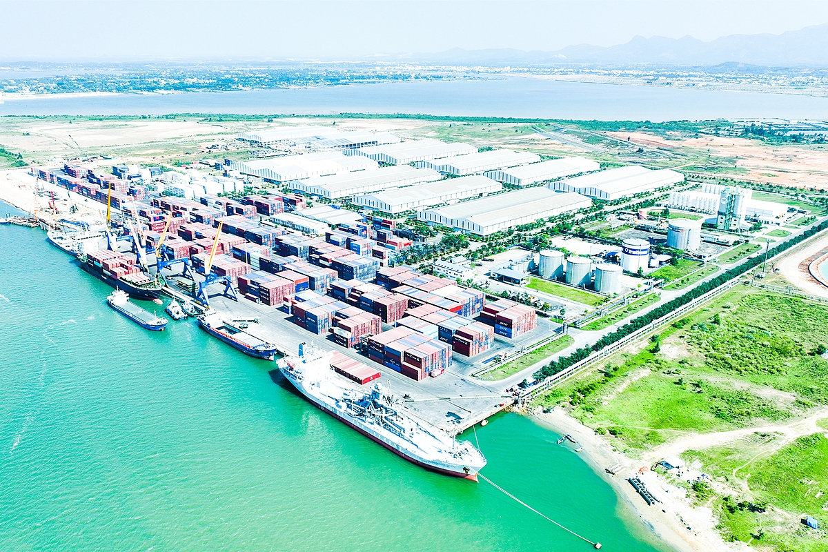 THILOGI thực hiện vận chuyển quốc tế hàng hóa nhập khẩu cho các doanh nghiệp tại miền Trung.