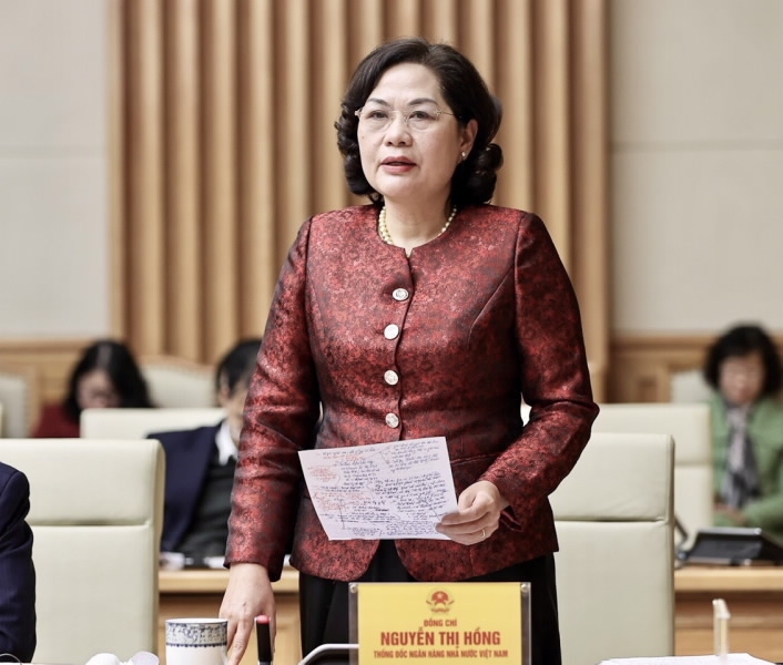 Thống đốc khẳng định hệ thống ngân hàng vẫn cấp vốn tín dụng cho nền kinh tế nhưng chủ yếu tập trung cho vay ngắn hạn, vòng quay vốn diễn ra bình thường.