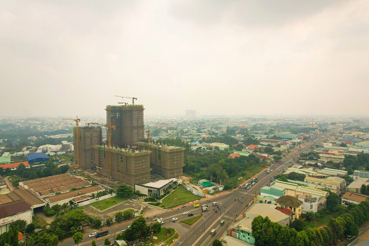 Thi công bám sát tiến độ, Lavita Thuan An trở thành tâm điểm của thị trường bất động.