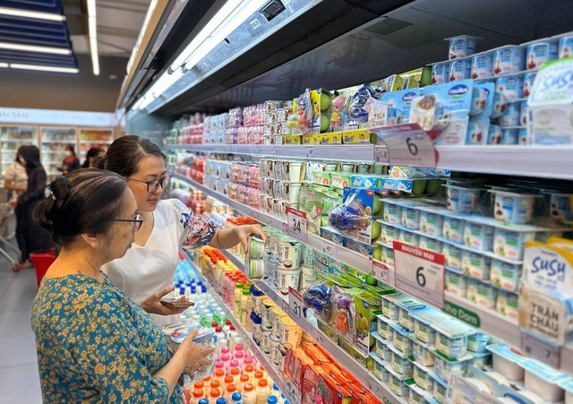 Thị trường bán lẻ Việt Nam được đánh giá là có sức hấp dẫn và nhiều tiềm năng phát triển. Tuy nhiên, trong năm 2023 kinh tế có nhiều biến động, tác động đến hành vi thói quen mua sắm của người tiêu dùng.