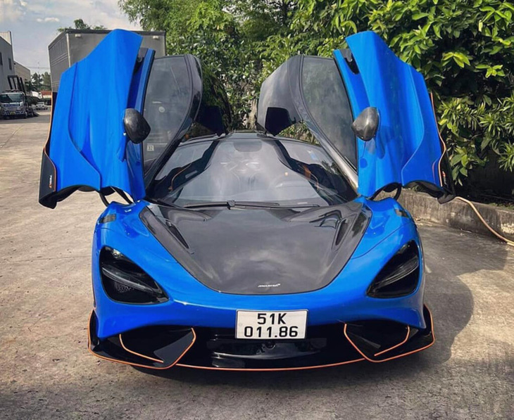 Chiếc McLaren 765LT gây sốt khi là chiếc thứ hai về Việt Nam nhưng ra biển đầu tiên vào năm 2021