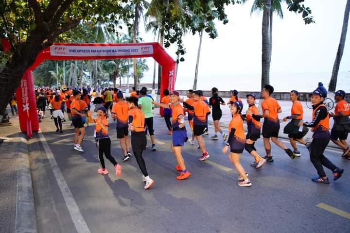 Sự kiện thu hút hơn 11.000 vận động viên tham gia.