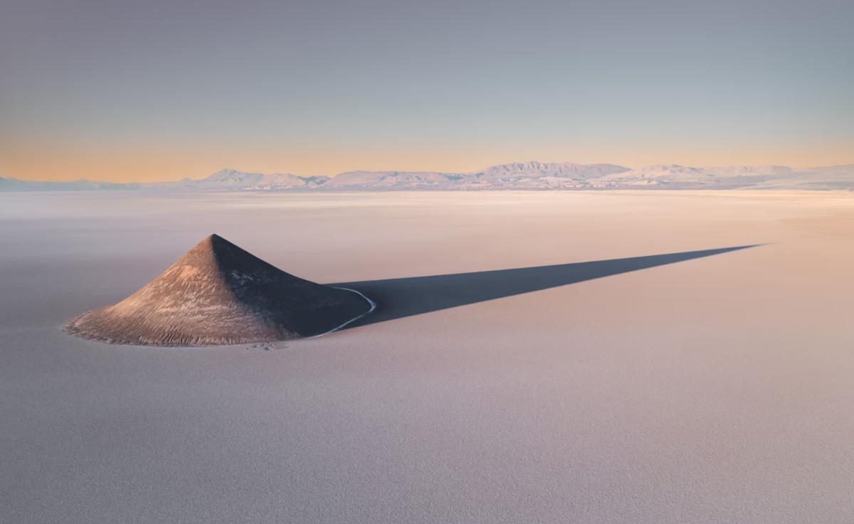 Ở hạng mục Sa mạc, John Seager chiếm vị trí đầu tiên với bức ảnh ấn tượng về cánh đồng muối ở Argentina.