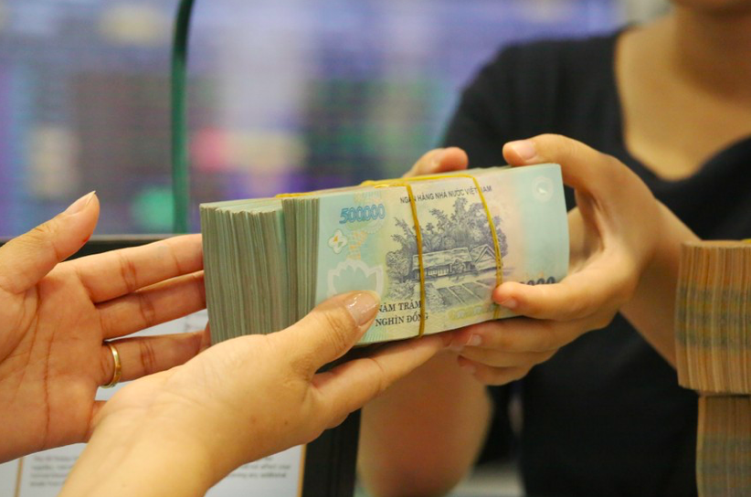 Tính đến hết quý III, số dư tiền gửi khách hàng tại các công ty chứng khoán đạt khoảng 77.000 tỷ đồng, cao nhất trong vòng 5 quý.