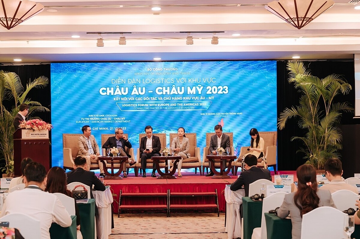 Tọa đàm tại Diễn đàn logistics với khu vực châu Âu - châu Mỹ 2023.