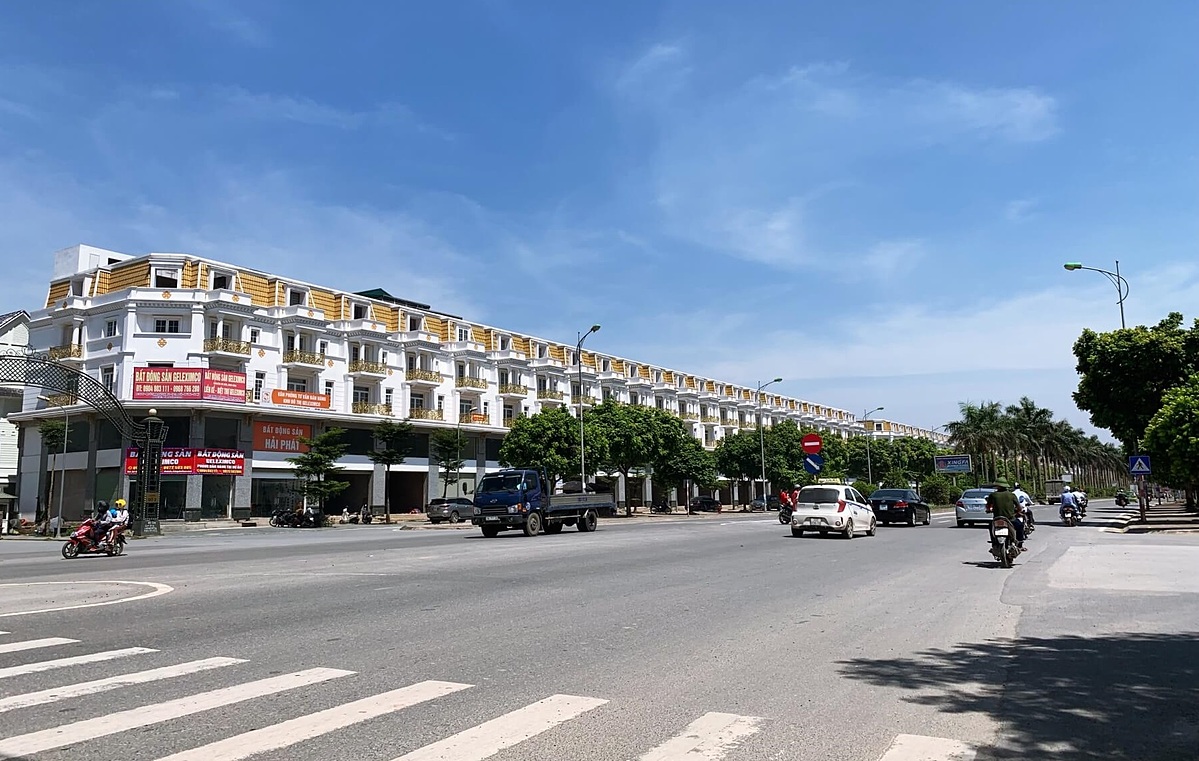 Khu đô thị Geleximco Lê Trọng Tấn thống lĩnh hầu hết trục đường Lê Trọng Tấn &lpar;Hà Đông&rpar;.