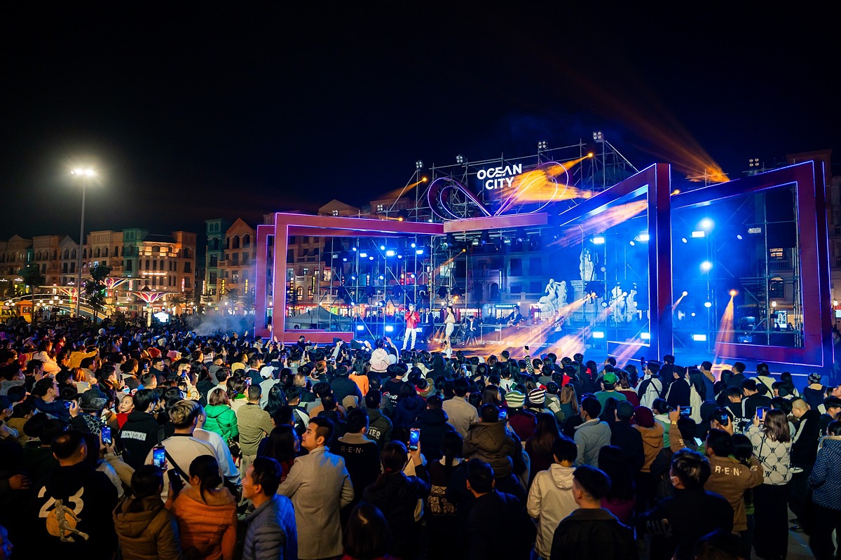 Những lễ hội hoành tráng là đặc trưng riêng có tại các khu đô thị của Vinhomes.