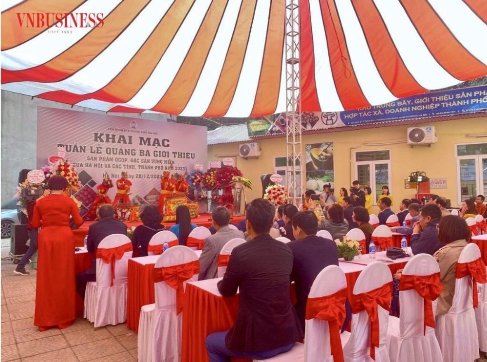 Tuần lễ quảng bá, giới thiệu sản phẩm OCOP, đặc sản vùng miền của Hà Nội và các tỉnh, thành phố năm 2023 thu hút nhiều HTX và doanh nghiệp tham gia.
