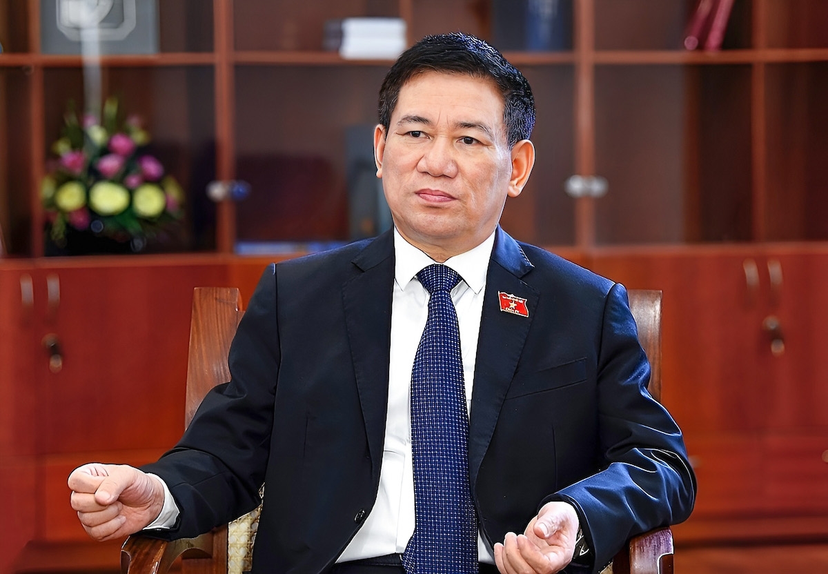 Bộ trưởng Bộ Tài chính: Dự báo klnh tế năm 2024 khó khăn nhiều hơn thuận lợi nên chính sách cần phải linh hoạt, có tính đột phá.