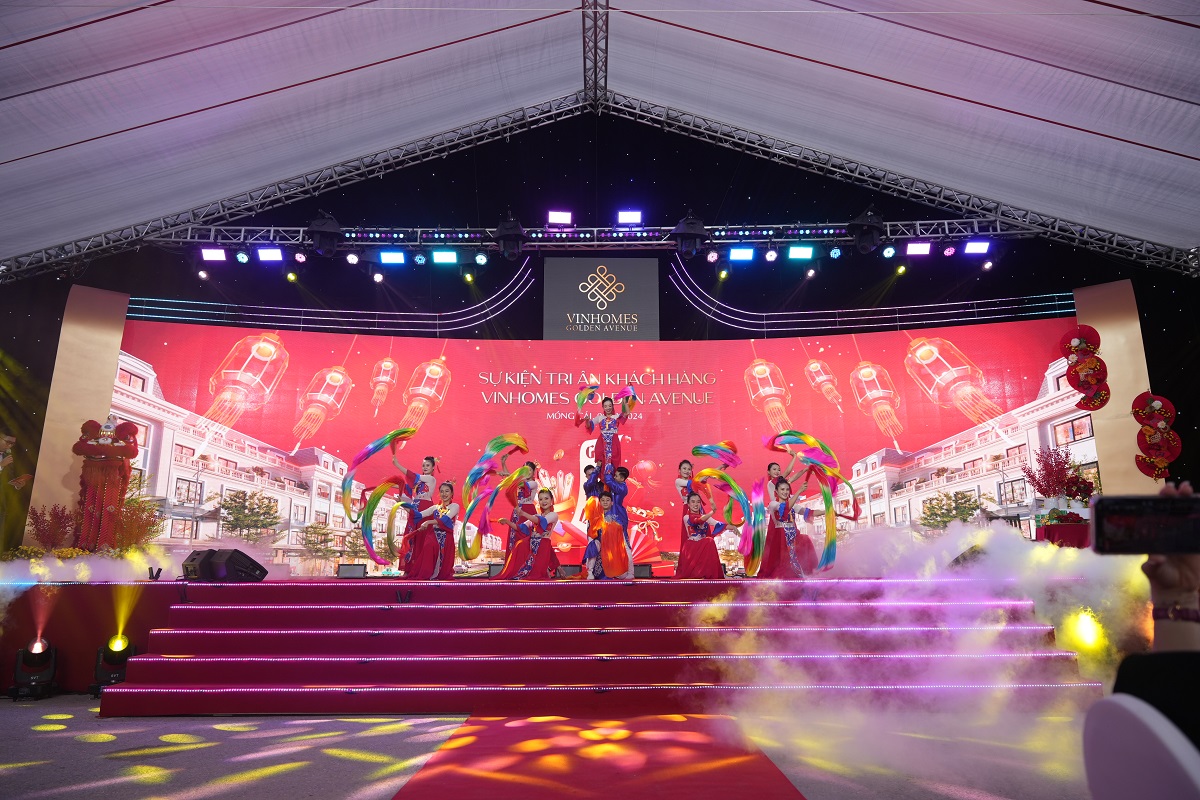 Sự kiện tri ân tại Vinhomes Golden Avenue sẽ mang lộc đầu năm tới cho nhiều khách hàng.