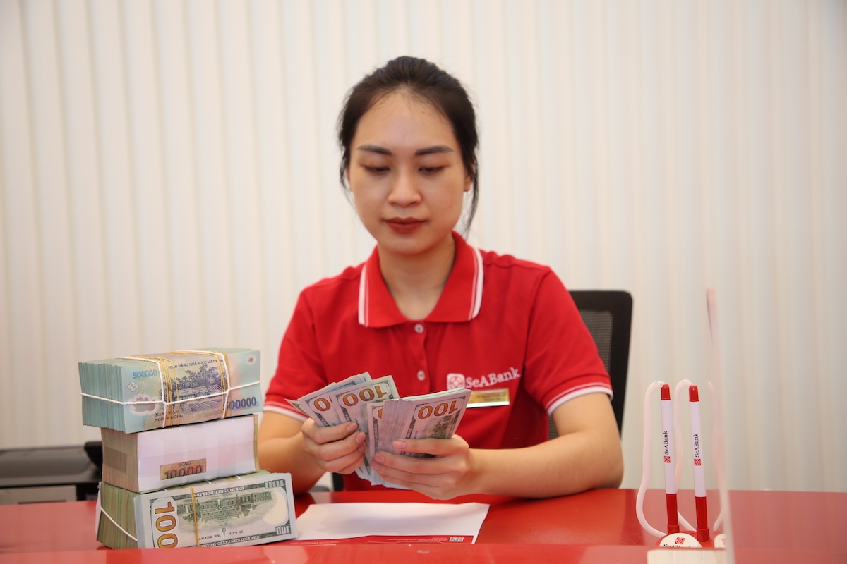 Dự báo từ nay đến Tết Nguyên đán, lượng kiều hối chuyển về Việt Nam sẽ tăng mạnh.