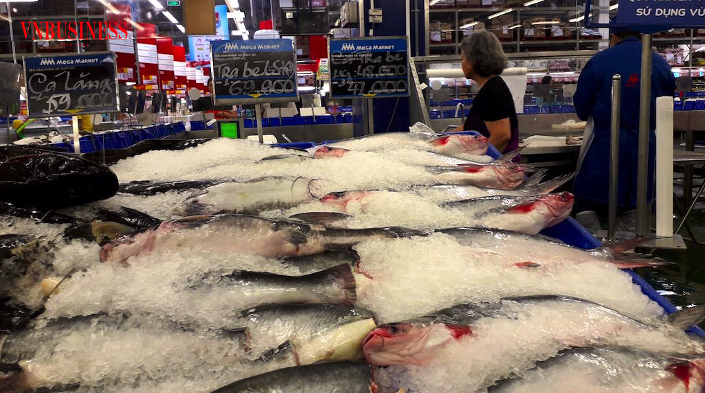 Chi phí thức ăn chiếm từ 70-80% chi phí sản xuất nguyên liệu và và hiện nay tăng 30-40% so với thời điểm trước Covid-19, khiến cho các DN ngành hàng cá tra gặp nhiều khó khăn.