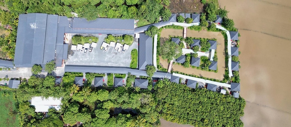 Toàn cảnh Nhà hàng ẩm thực sinh thái Lộc Vừng Đỏ xây dựng trái phép.