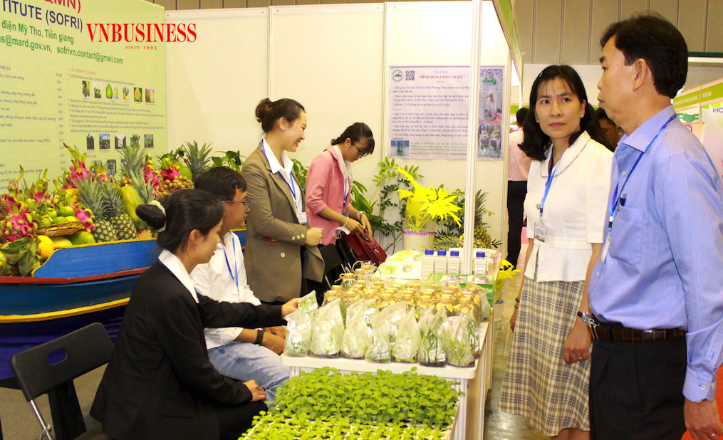 Để nâng sức cạnh tranh thì các chủ thể trong ngành hàng nông lâm thủy sản Việt cần chú trọng nhiều hơn đến việc nghiên cứu, sản xuất, cải tiến, nâng cao chất lượng cây, con giống.