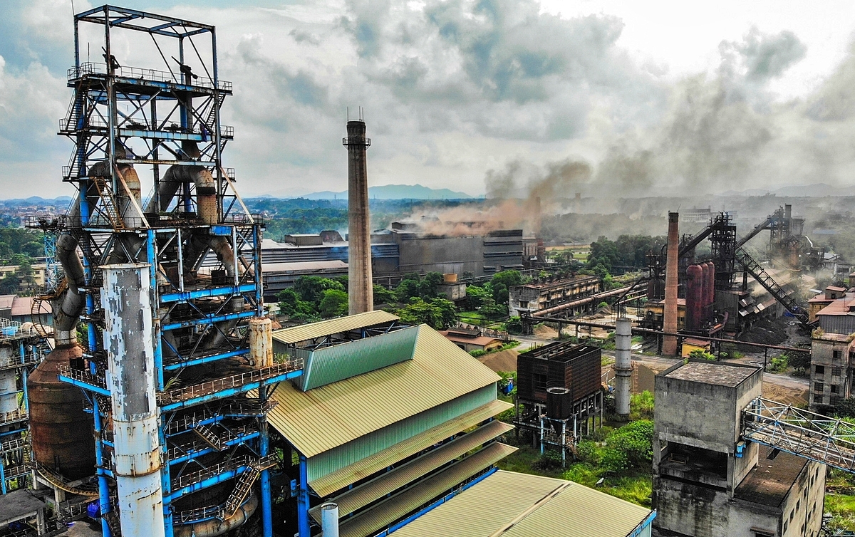 Cổ phiếu TIS tăng trần lên mức 4.700 đồng/cp trong phiên 17/1 sau chuỗi ngày đi ngang.