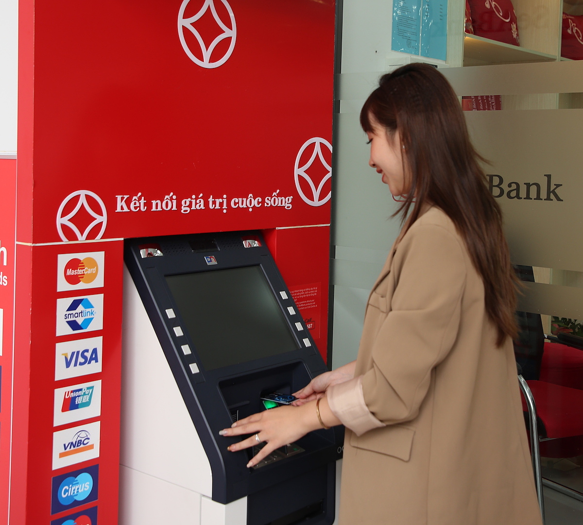 NHNN yêu cầu các ngân hàng thương mại phải tiến hành các giải pháp đáp ứng nhu cầu thanh toán dịp Tết.