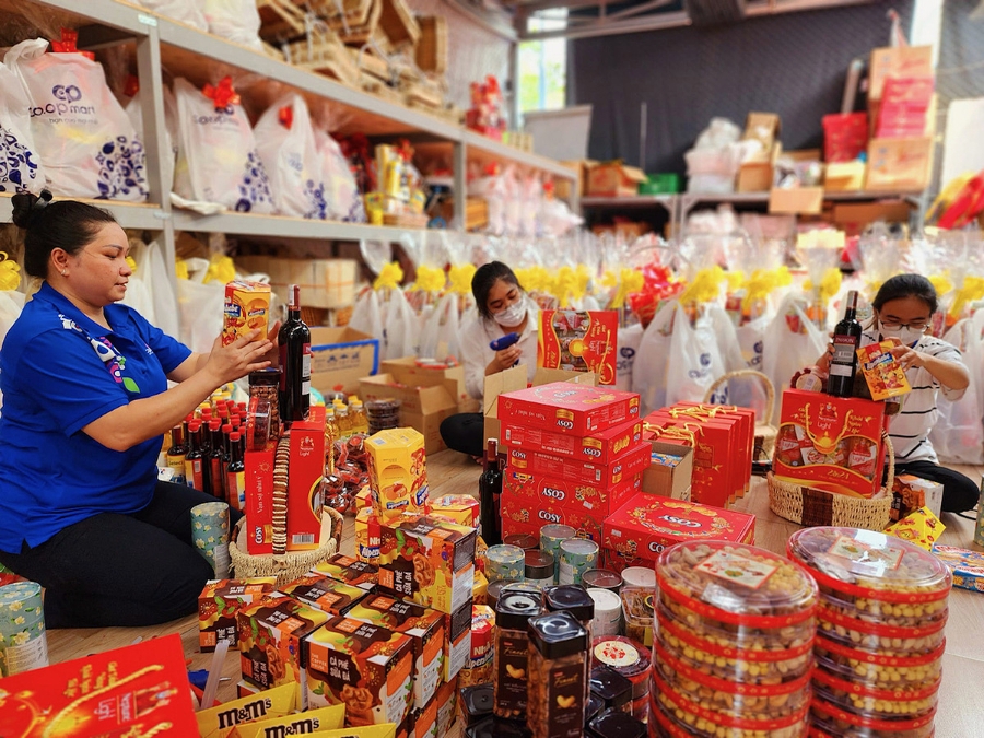 Hệ thống Saigon Co.op ghi nhận các đơn hàng online tăng 50% và được siêu thị xử lý, giao hàng ngay trong ngày.