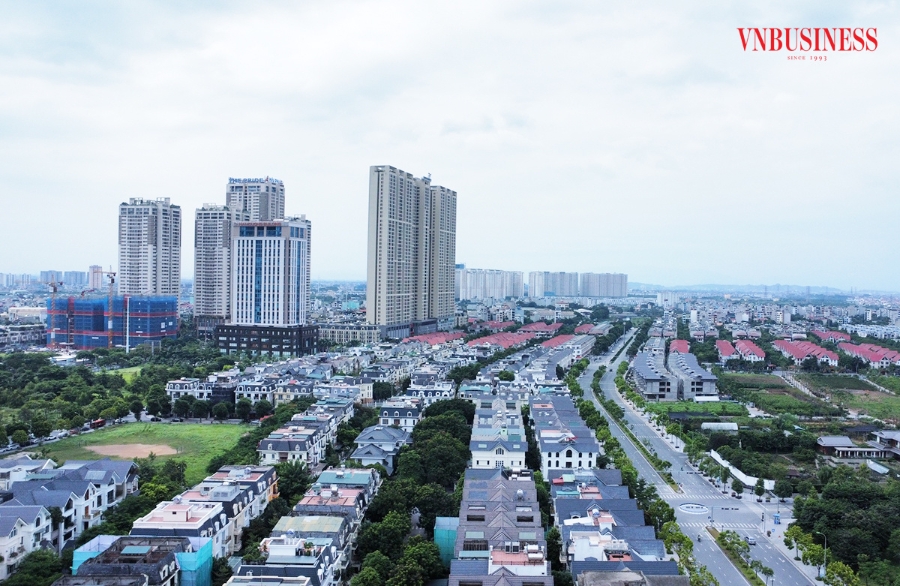 Quy định không cho vay mua nhà ở hình thành trong tương lai và dùng chính căn nhà đó làm tài sản thế chấp đang nhận được nhiều ý kiến trái chiều &lpar;Ảnh minh họa: Phạm Hòa&rpar;.