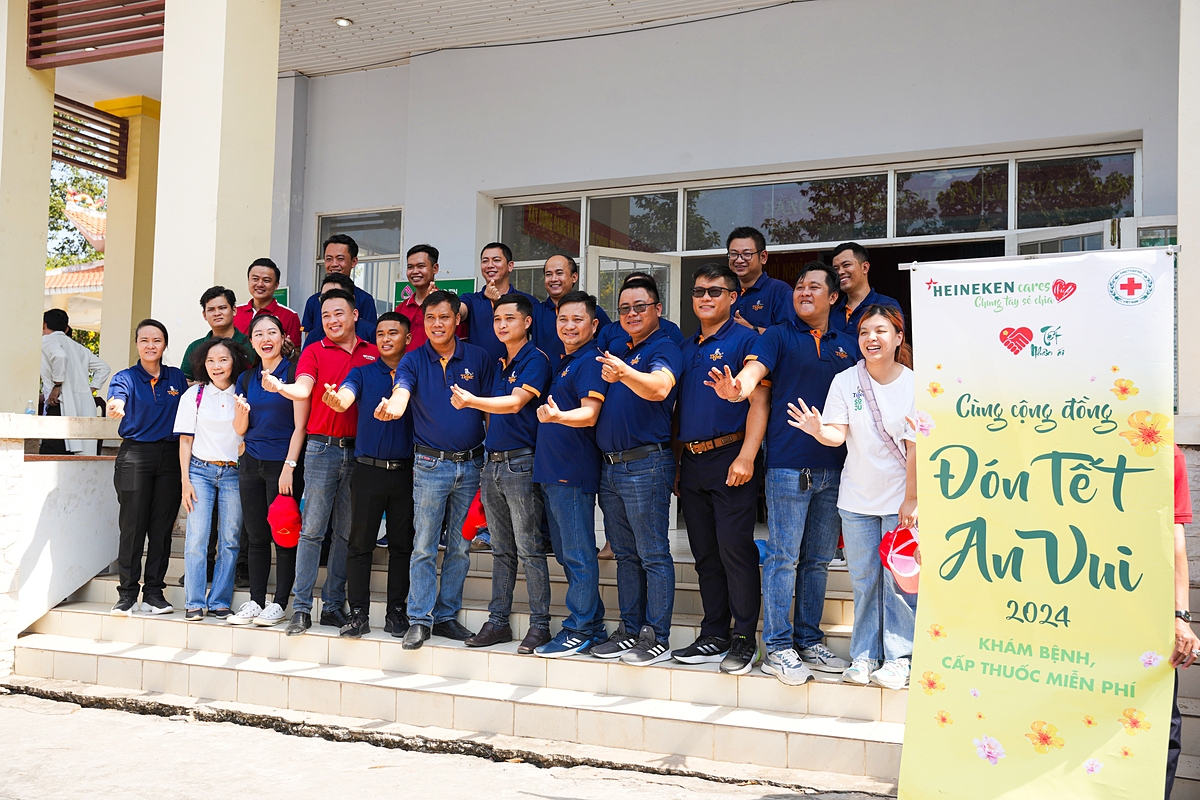 Chương trình “HEINEKEN Cares - Chung tay sẻ chia, cùng cộng đồng đón Tết An Vui”.