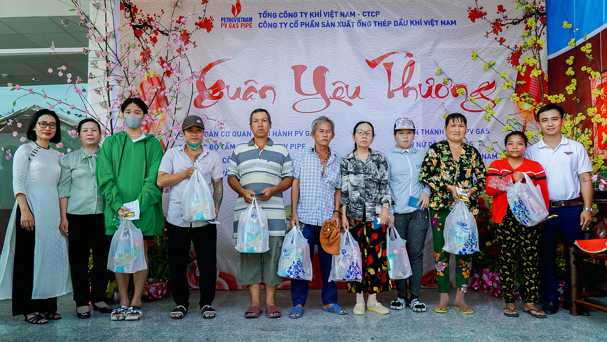 Những tấm lòng vàng PV GAS PIPE lan tỏa tình yêu thương cộng đồng.