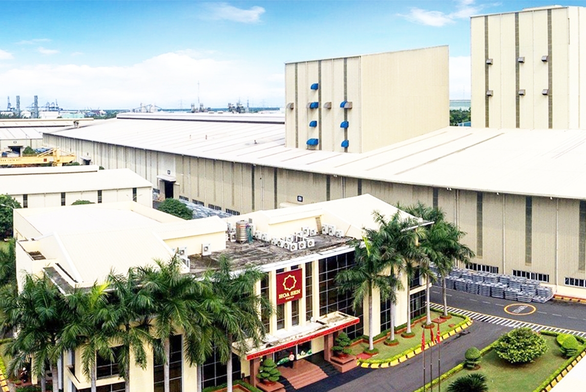 Bất động sản đang ẩn chứa nhiều biến số khiến ngay cả các ông lớn giàu tiềm lực cũng cần phải cẩn trọng.