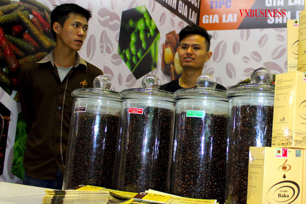 Giá cà phê trong nước tăng mạnh khiến cho các DN chế biến cà phê XK e ngại rủi ro giá thành cao hơn giá bán theo hợp đồng đã ký trước đó.