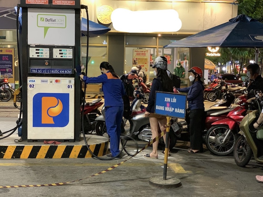 Đến ngày 26/2, cả nước có 7.542 cửa hàng kinh doanh bán lẻ xăng dầu đã thực hiện phát hành hoá đơn điện tử đối với từng lần bán hàng.