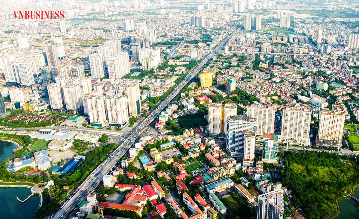 Khó khăn về dòng tiền vẫn đeo bám thị trường bất động sản.