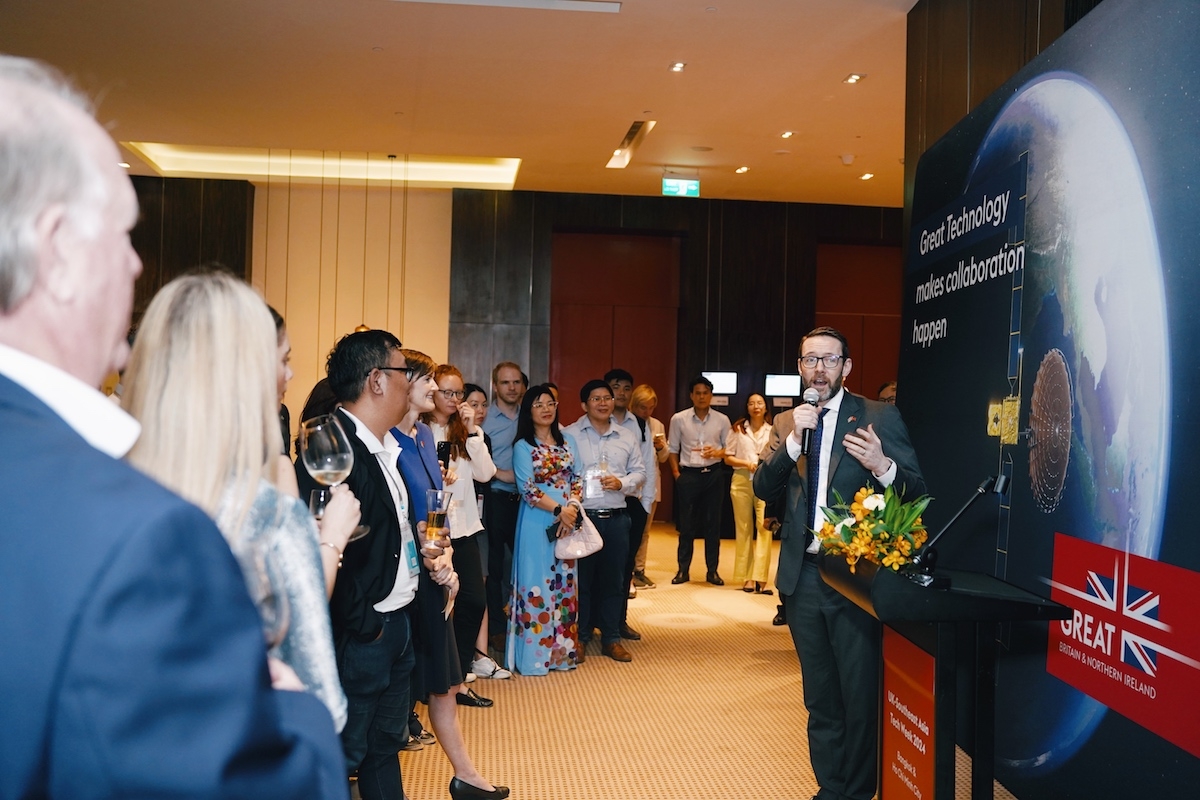 Phái đoàn thương mại của các công ty công nghệ Vương quốc Anh &lpar;bao gồm cả lĩnh vực công nghệ tài chính tại Việt Nam với 18 công ty&rpar; đã tới Việt Nam.