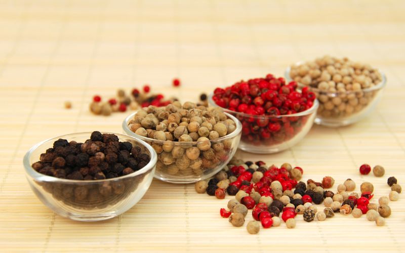 Giá tiêu đang duy trì ổn định từ 92.500 - 96.000 đồng/kg.