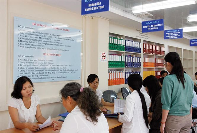 Mùa quyết toán thuế năm 2023, nhiều người bất ngờ vì đang có thu nhập hàng chục triệu hoặc hàng trăm triệu từ một doanh nghiệp chưa bao giờ biết tới.