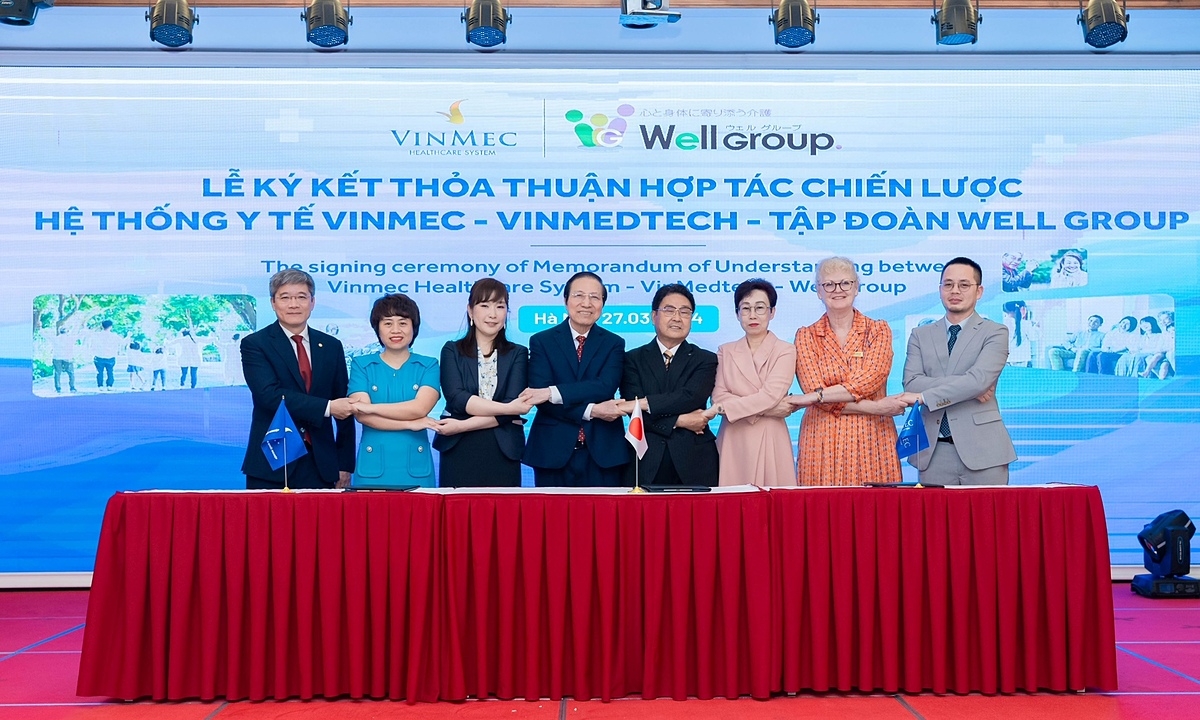 Lễ ký kết hợp tác chiến lược giữa Tập đoàn Vingroup và Tập đoàn Well Group &lpar;Nhật Bản&rpar; để phát triển mô hình Trung tâm chăm sóc sức khỏe người cao tuổi cao cấp tại Việt Nam.