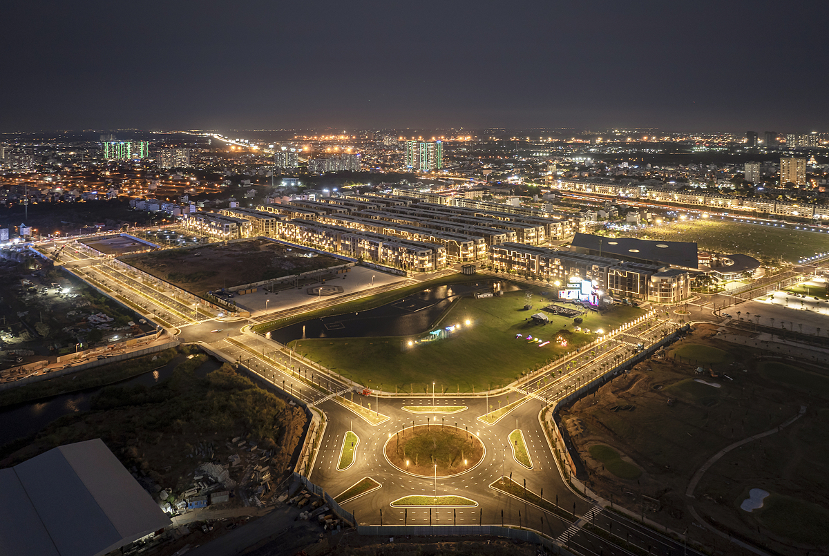 Trục đường Liên Phường đoạn từ The Global City hướng ra Đỗ Xuân Hợp.